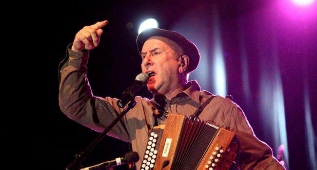 Un artiste à découvrir ou...redécouvrir!