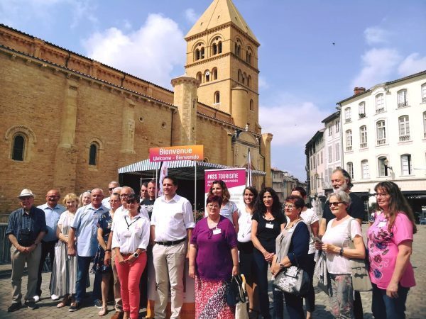 David Cottereau Président, les membres de l'Office de Tourisme intercommunal et les partenaires du Pass Tourisme