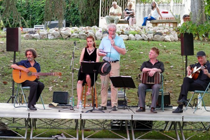 Présentation du groupe par Bellock Barton