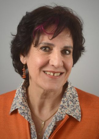 Annie Salvador met les points sur les I