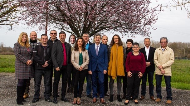 (de gauche à droite) Marianne LAUZERAL – Yoann CLAUDIN – Sébastien DARAUD – Gilbert GUILHEM – Eric SOULA – Christiane DANGLA – Audrey LE GALES - Marcel FABRIS – Daniel GRYCZA – Gérard ROUJAS – Alexia RON – Corinne DEJEAN – Isabelle GARCIA-RIBET – Roger GHIRARDO – Gérard SOUVERVILLE