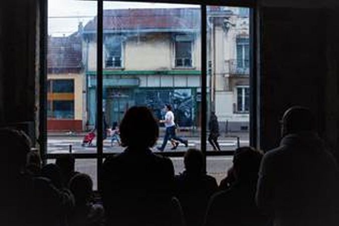 Du magasin à la rue