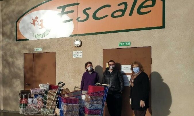 Réception de colis à Escale