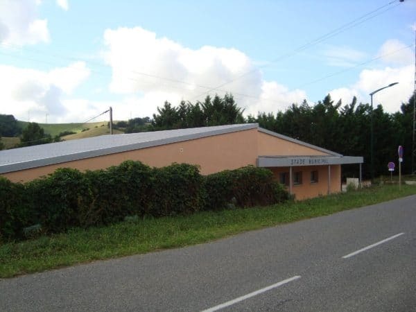 Le bâtiment coté route départementale (2)