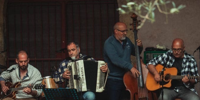 Une Histoire de Dingue, un concert au Café culturel La Source à ne pas manquer samedi 11 septembre.