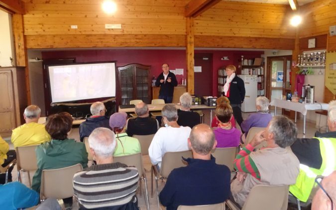 Une trentaine de personnes présentes lors de la journée de baliseurs organisée à Péguilhan par le Comité départemental de Randonnée.