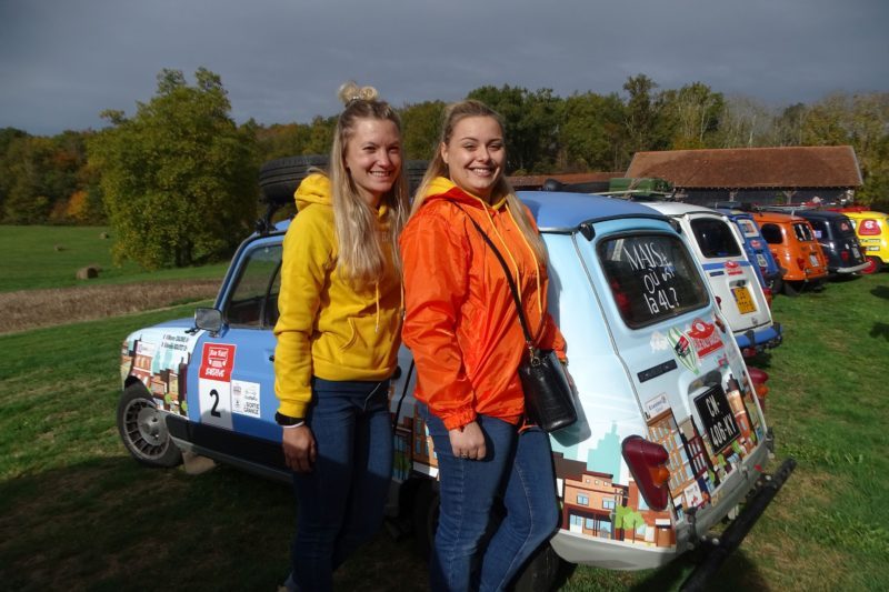 Les équipages féminins se sont taillé la part du lion au Blue Rallye, à l'instar de Manon et Amélie, venues des Deux-Sèvres.