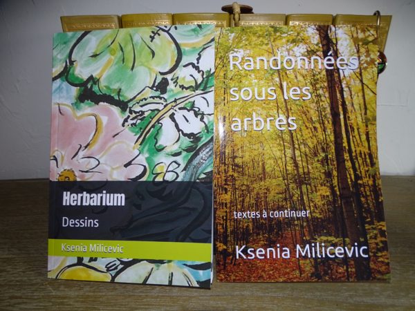 Herbarium, et le dernier né Randonnées sous les arbre, livres d'art interactif de la série imaginée par la peintre Ksenia Milicevic.
