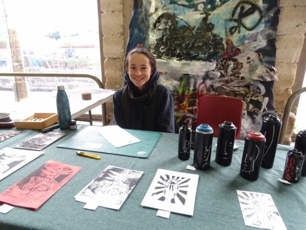 A 15 ans Sacha Gourdin est un artiste déjà plein de maturité, il a créé une marque avec un ami et fourmille de projets.