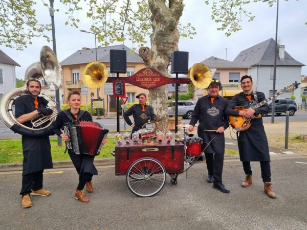 Animations, jeux, débats, festivités en tous genre et un super concert avec Les Accords Léon au Festival Rural Pop de Larroque les 20 et 21 mai.
