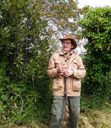 Charles Dugros a animé une balade contée pour les écoles de Montbernard et Montesquieu vendredi 13 mai entre Montmaurin et Lespuque.