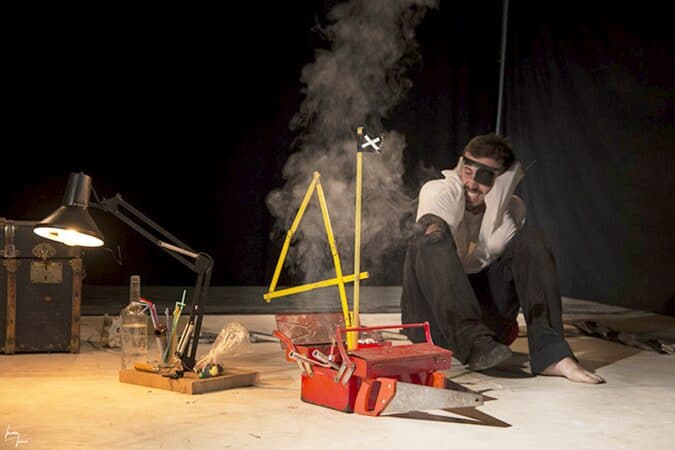 A ne pas manquer, Bateau, un spectacle poétique et théâtral à Aurignac, au château médiéval, le 1er juillet.