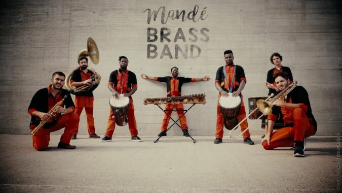 Le festival 31 Notes d'été fait escale le 18 août à L'Isle en Dodon avec Mandé Brass Band (photo) et La Mal Coiffée polyphonies occitanes, à ne pas manquer.