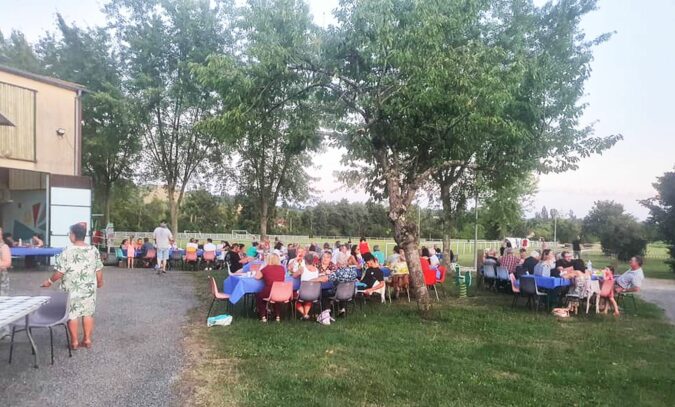 Un 14 juillet très réussi à l'Isle en Dodon, au bord du lac, concocté par l'association Lefil.