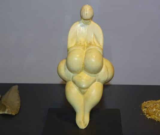 La Vénus de Lespugue sera célébrée mardi 9 août dans le village éponyme, pour le centenaire de sa découverte.