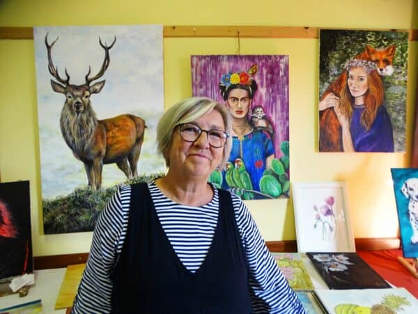 Andrée Lorraine, peintre anglaise vivant à Montmaurin, a exposé quelques unes de ses oeuvres à Charlas le week-end dernier.