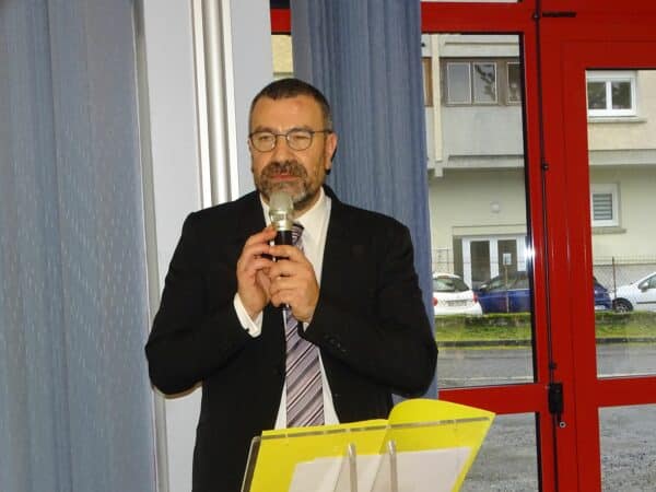 Lors de la cérémonie des voeux à Aurignac, le maire Jean-Michel Losego a rappelé la nécessité de répondre aux enjeux majeurs de la société actuelle, avec solidarité et empathie, dans le souci de l'autre.