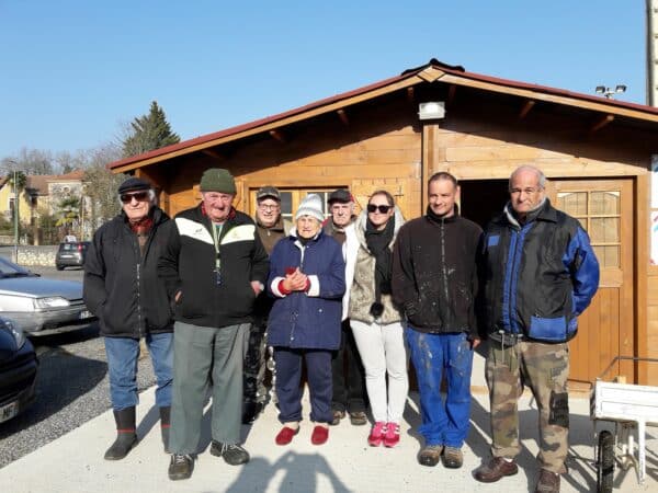 Une partie des organisateurs de la journée pêche à Saint Marcet (2è à g président de l'Amicale de Pêche Julien Decap).