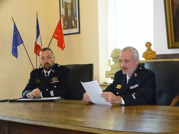 Le commandant Zimmer de Saint-Gaudens et le major Delhoste ont dressé le bilan des actions de la Gendarmerie sur les trois cantons.