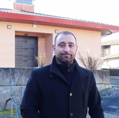 La réfection de la gendarmerie locale, dont le délabrement depuis des décennies n'a été révélé que cette année, sera prise en charge par la municipalité de l'Isle en Dodon. Un très gros chantier en perspective. (Lionel Welter, maire).