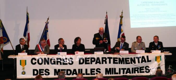 La tribune officielle