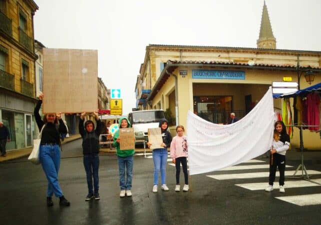 L'action protestataire des parents d'élèves a payé, les dérogations sont acceptées, mais la lutte continue pour faire réviser la carte scolaire.