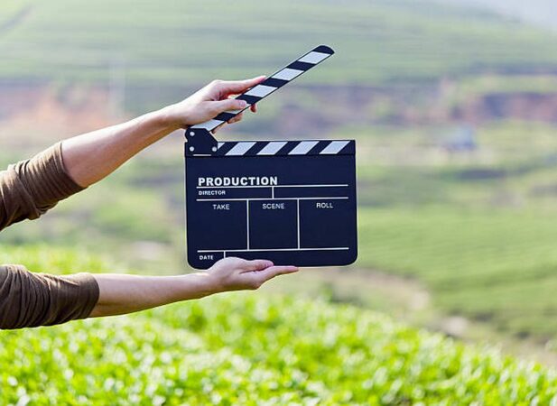 Partager un repas sympa et voir un film en plein air, c'est le programme attrayant du festival Cinéma dans les coteaux.