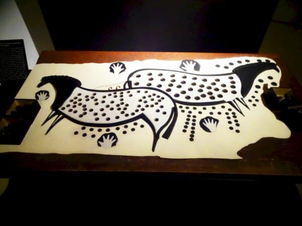 Une expo multisensorielle à découvrir au Musée de l'Aurignacien, avec 7 modules représentant les plus célèbres site de l'art pariétal au monde. Captivant.