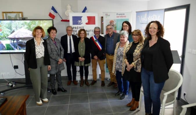 Elus et personnel de France services