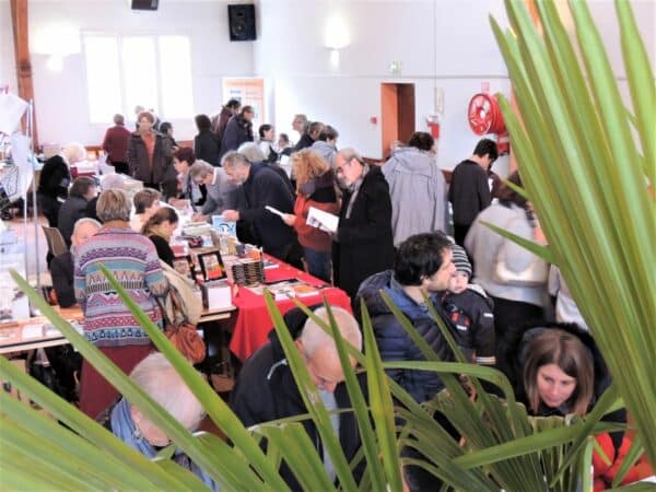 L'incroyable salon littéraire Autour du Livre accueillera à Ciadoux une trentaine d'auteurs. A ne pas manquer.
