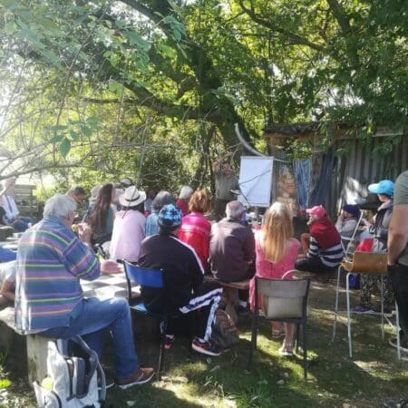 Des rencontres culturelles et écologiques à Terracor, une association qui oeuvre pour transformer le bois des Houx en zone d'activités collectives.