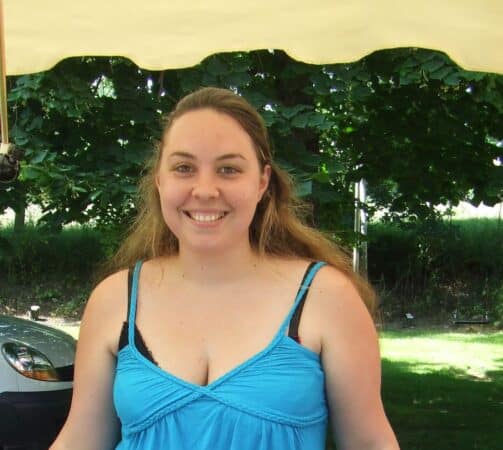 Johanna Pinana, lauréate du prix Sculpture au salon des Arts du Petit format, animera un atelier pour les enfants.