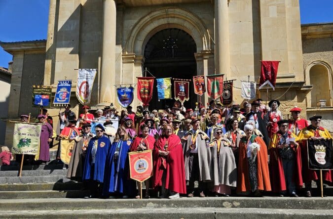 Une trentaine de Confréries gourmandes pour les 30 ans de la Confrérie du Veau Fermier à Cassagnabère.