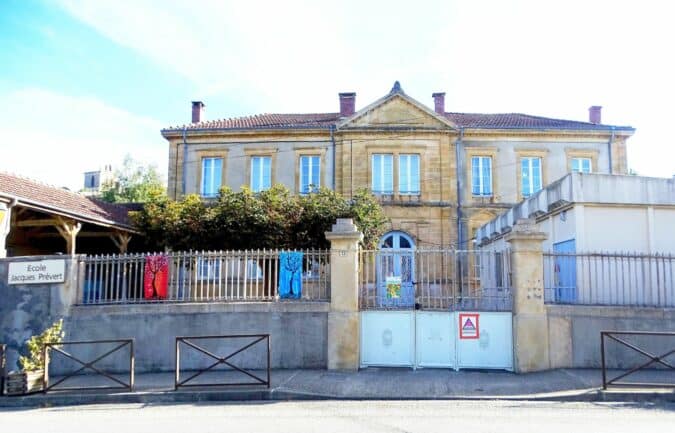 Comme d'autres endroits de la ville, les écoles vont bénéficier de travaux pendant les vacances. (ici école primaire Jacques Prévert).