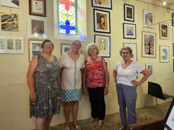 Une partie des talentueux artistes qui exposent jusqu'au 29 juillet à la chapelle Sainte-Germaine.
